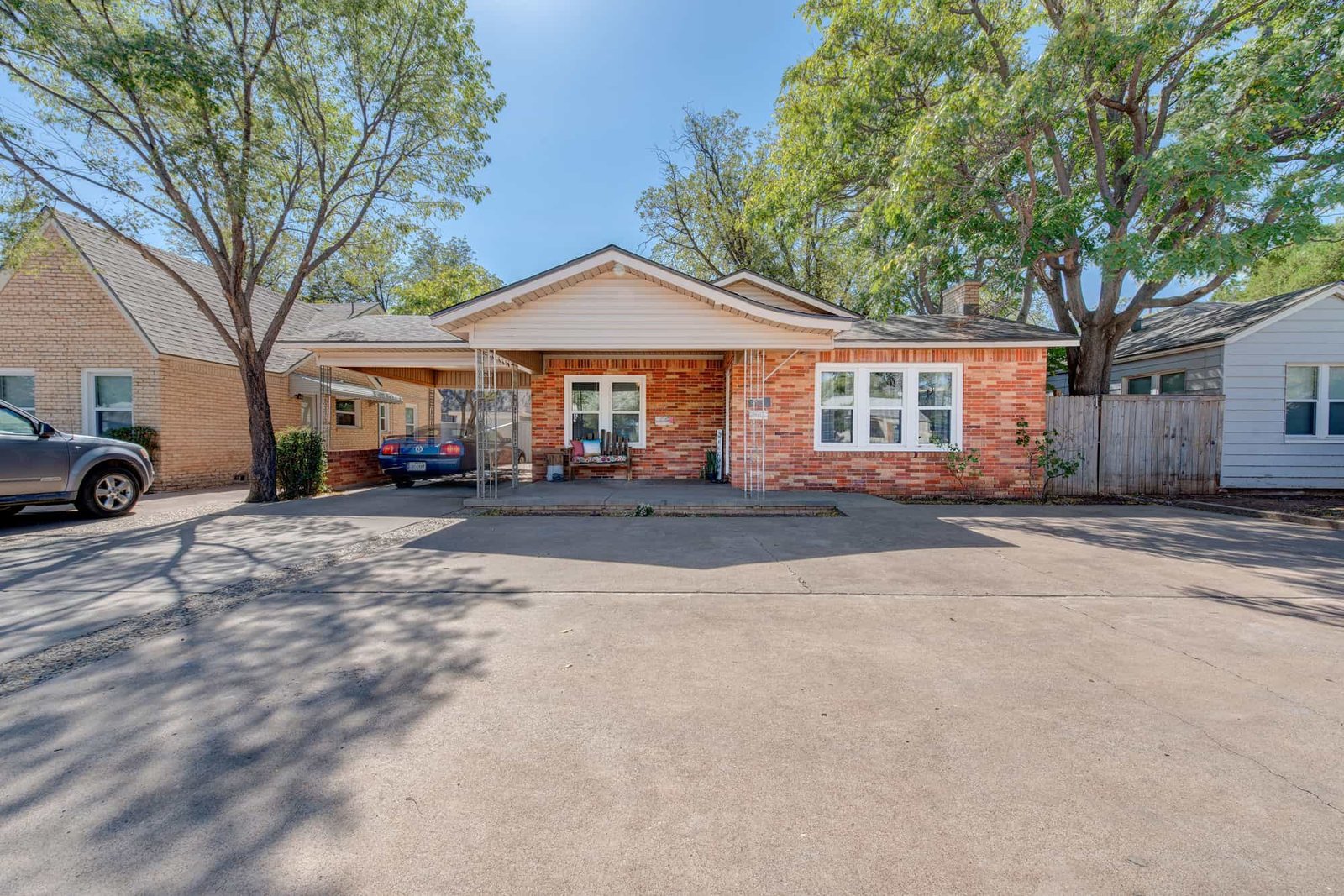 Student Home Rental - 2421 21st Street - Front