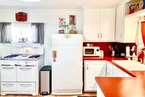 Vacation Rental In Lubbock - The Island - Kitchen