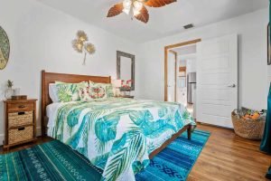 Vacation Rental In Lubbock - Freaky Tiki - Second Bedroom